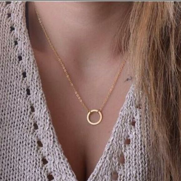 Chic Gold Ring Necklace NWT - Picture 2 of 3